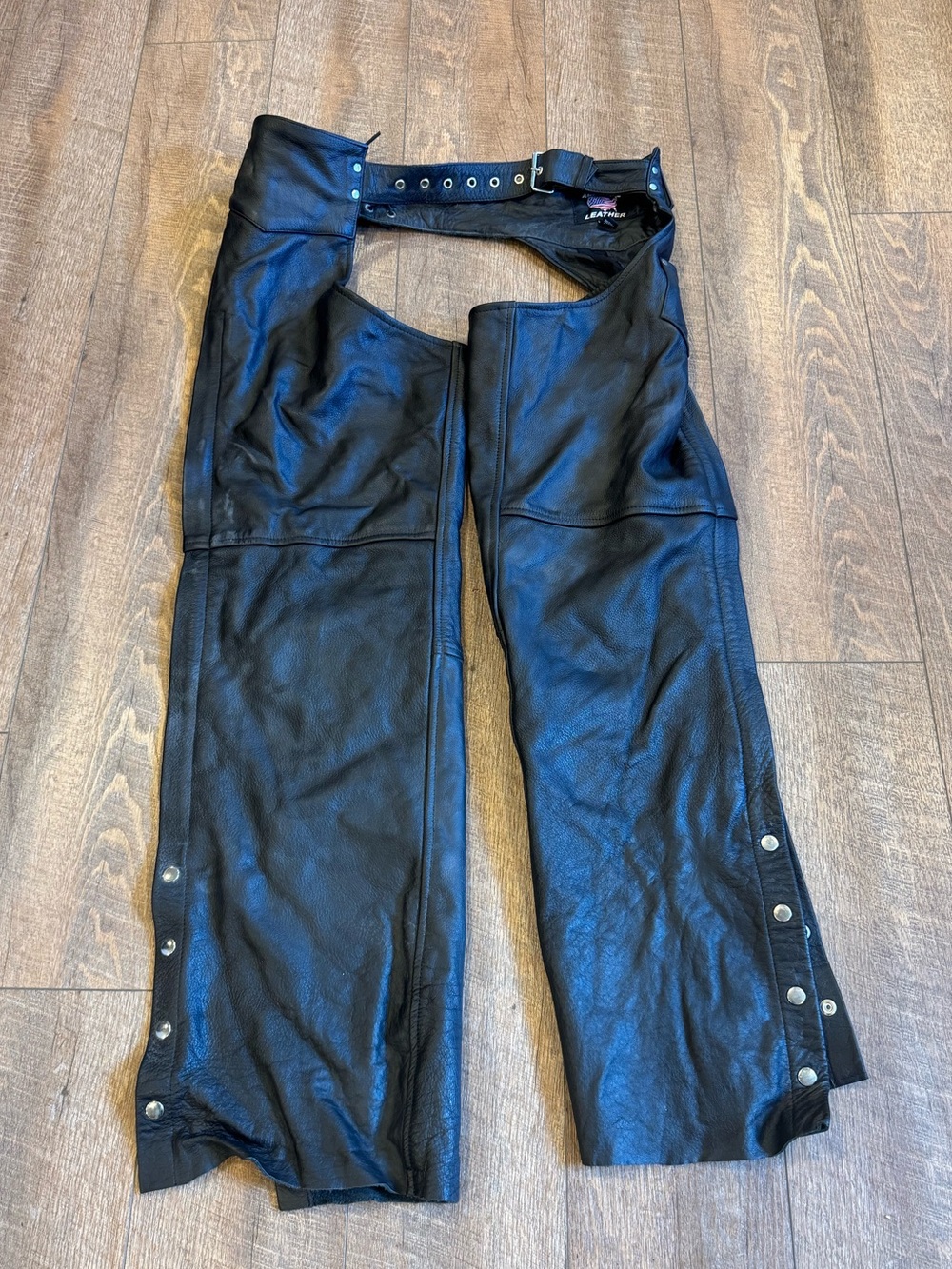 Allstate Leather Men’s Black Leather Chaps Button & Zipper Closure Motorcycle L.